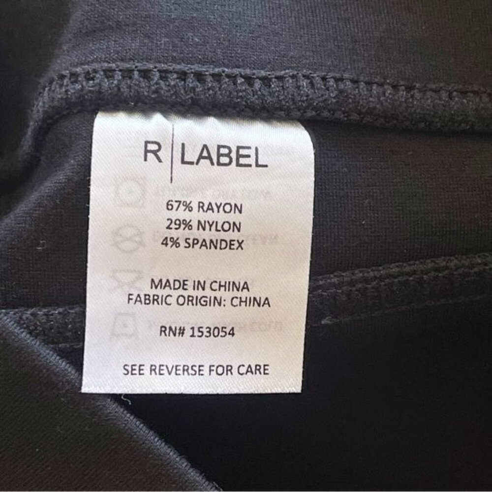 R Label the Reset Black Ponte pull on pocket contoured leggings small - Picture 8 of 9